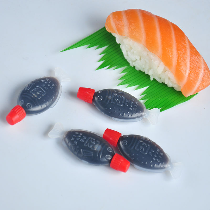 Smooth and Mild Cooking Steamed Fish Shaped Soy Sauce 2.6Ml for Dipping or Seasoning