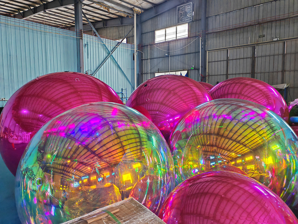 hot selling customize logo size silver golden inflatable reflective pvc mirror ball