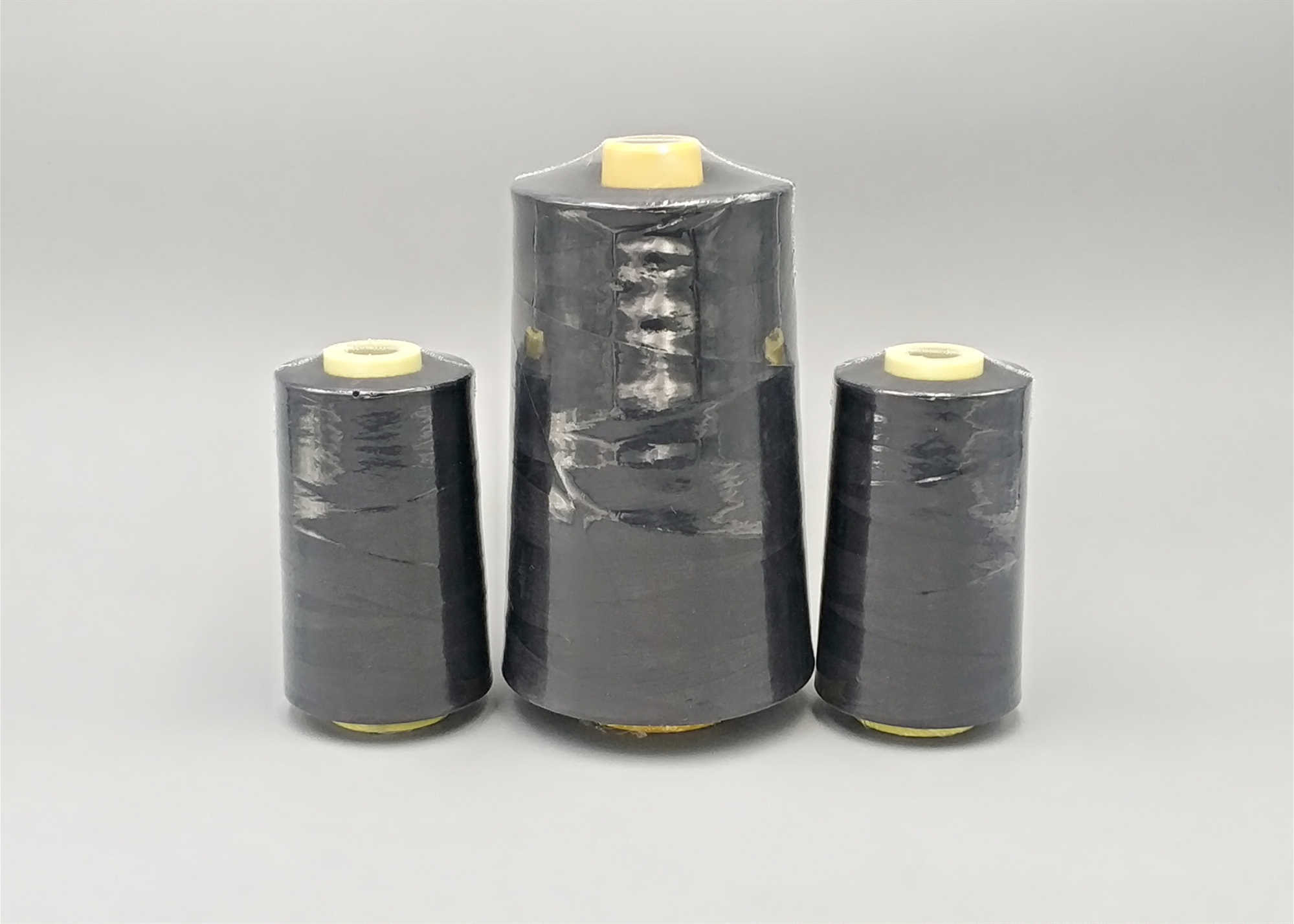 Polyester Thread For Sewing Machine Used In Fabric Overlocking Stitch