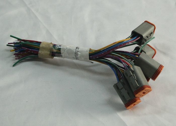 E320B Caterpillar Excavator Spare Parts Throttle Motor Plug High Performance