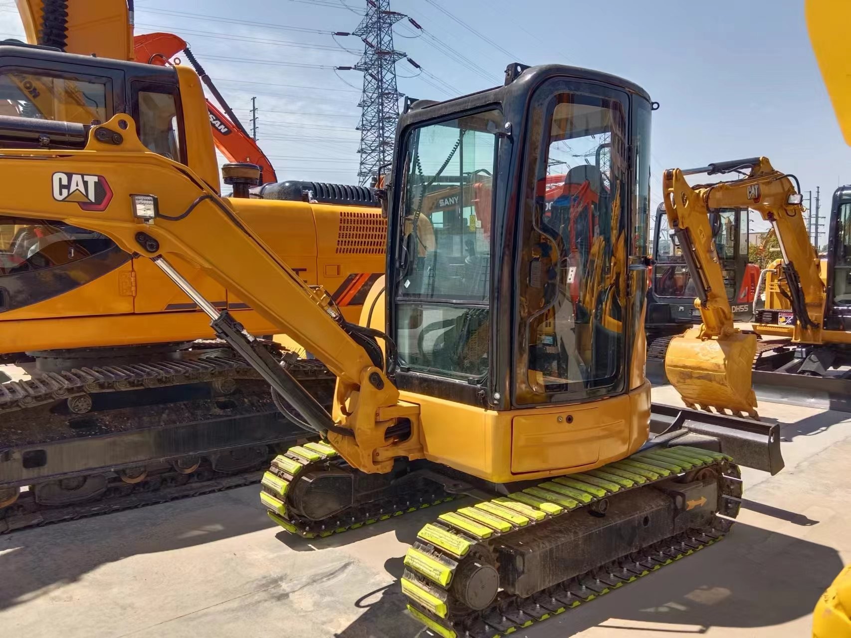 High Efficiency Mini Used Excavators Cat 303.5 3.5 Ton Used Cat Digger