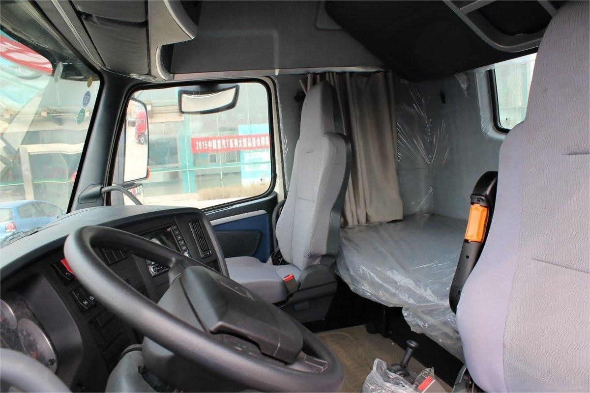 High Performance Engine Truck Used Tractor HOWO T7H Born For Transportation