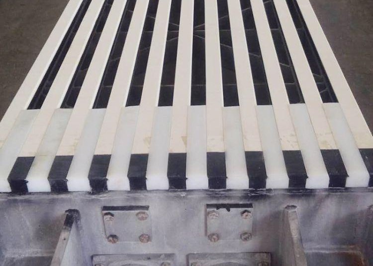 Single Slot Alumina Ceramic Panel Felt Suction Box Used In Paper Making Press Part