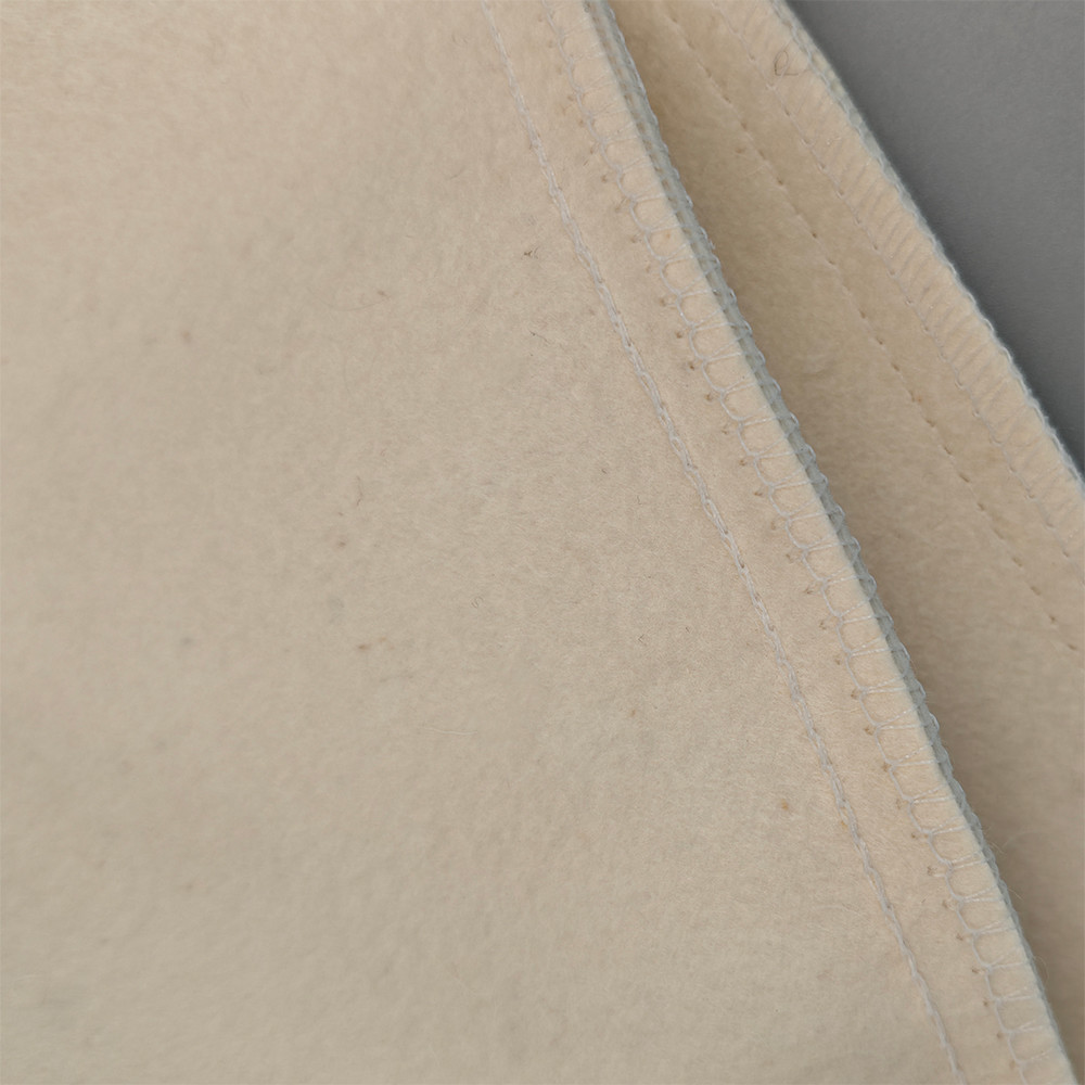 Flame-Resistant Absorptive Wool Felt Dust Collector with Enhanced Durability