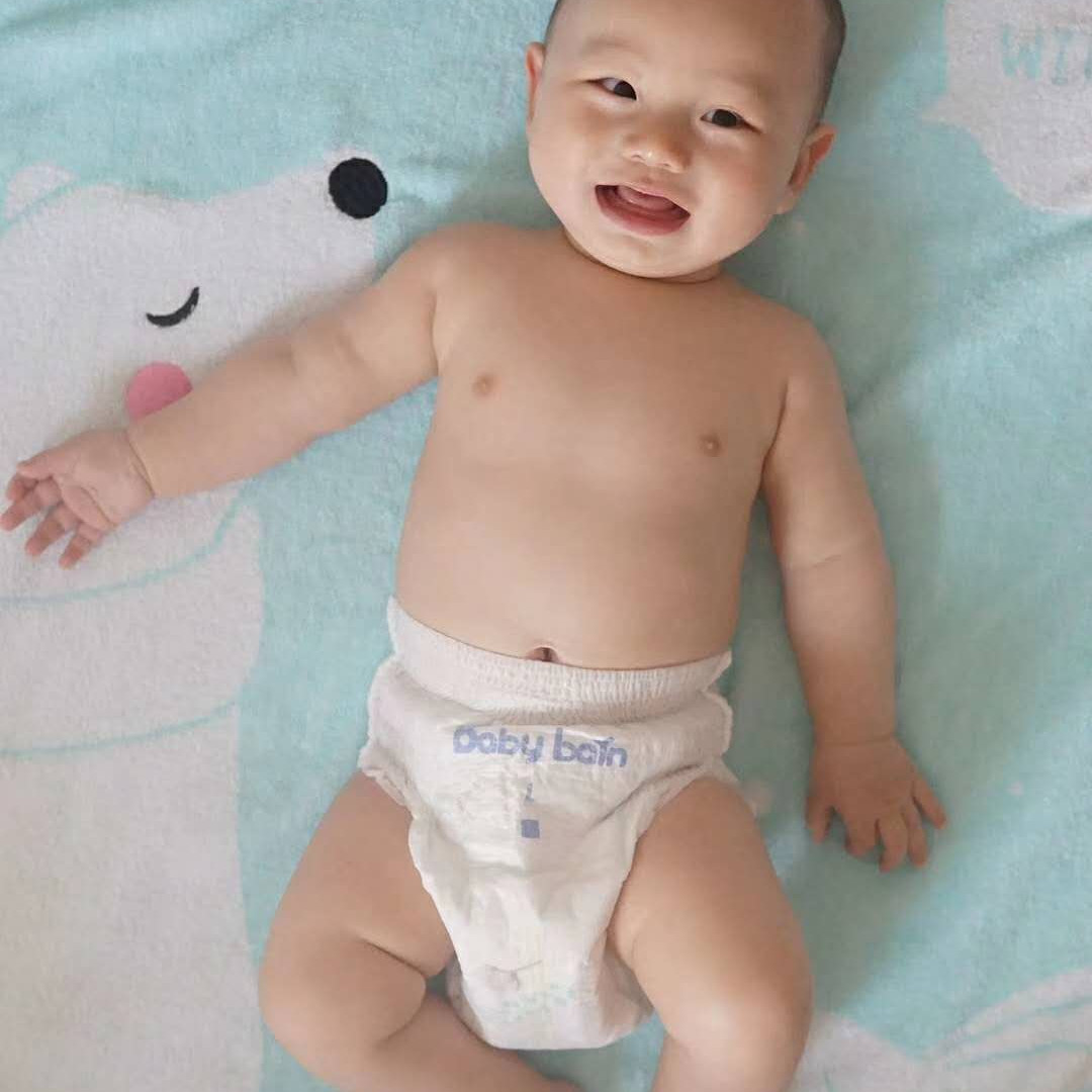 Soft Breathable Disposable Newborn Diapers High And Instand Absorbency