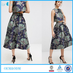 OEM Service Women Skirt with Side Pockets and Zip Fastening