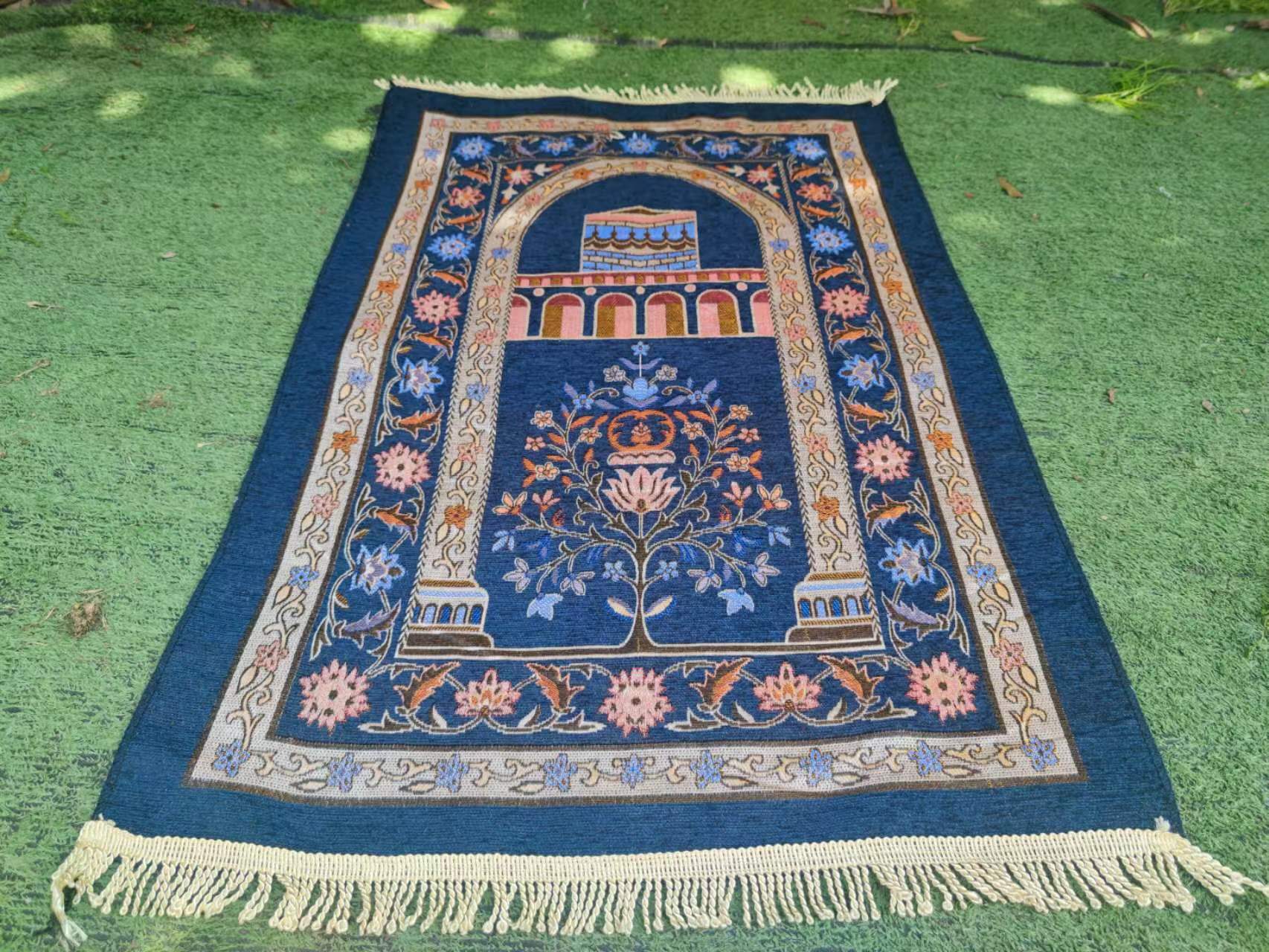 Eid Holidays Islamic Pray Rug for Worship Abstract Pattern Muslim Prayer Mat