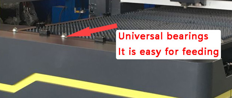 Heavy Duty Industrial Laser Cutting Machine , Fabric Laser Machine Facilitate Loading