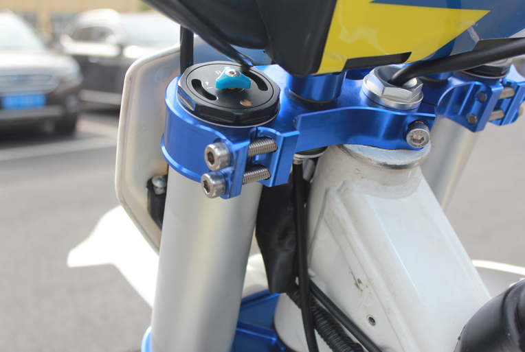 Super Enduro motorcycle Husqvarna carburetor