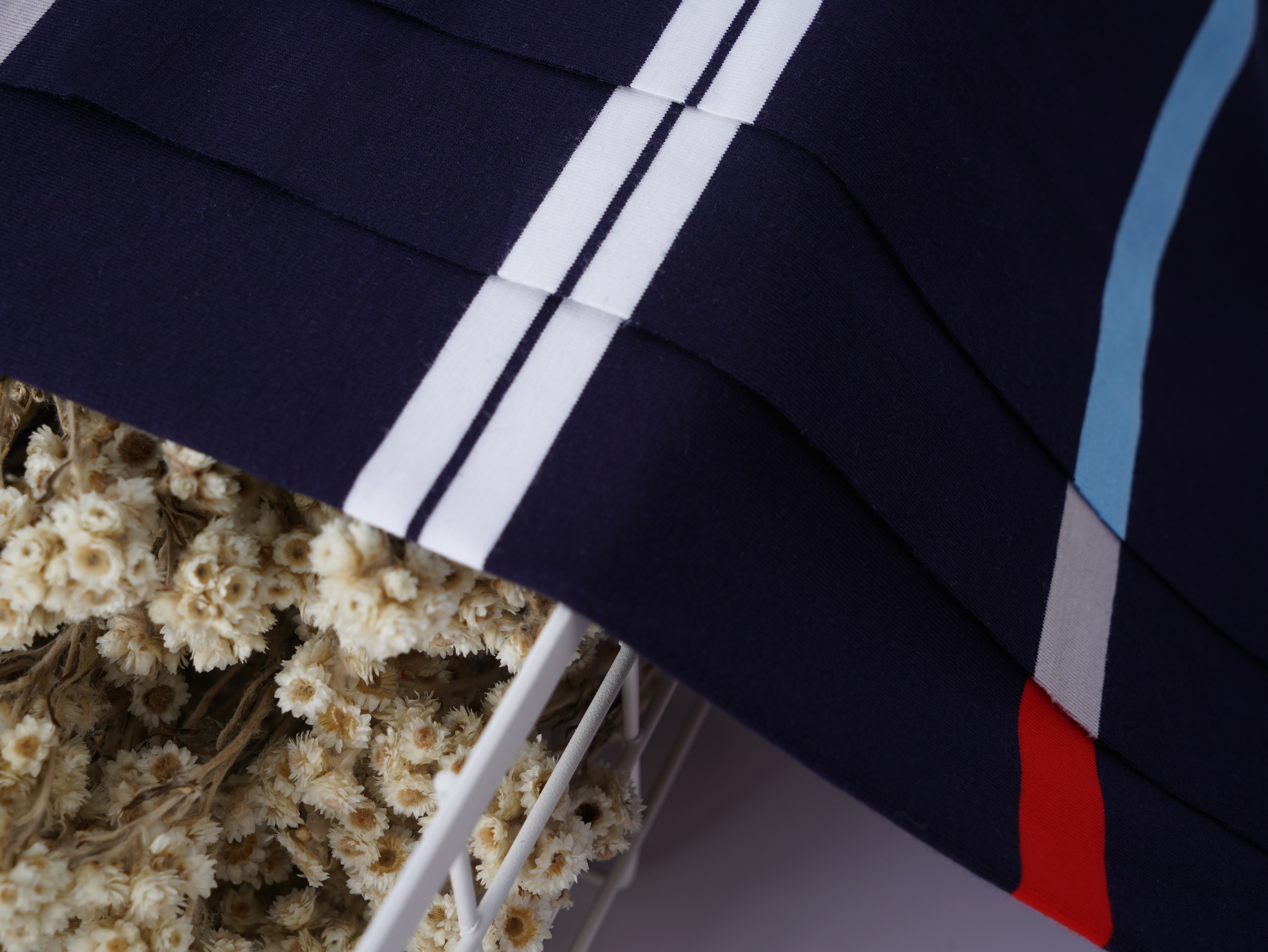 Wear-Resistant And Breathable Crisp Cotton ​Striped Material Fabric For Polo Shirt