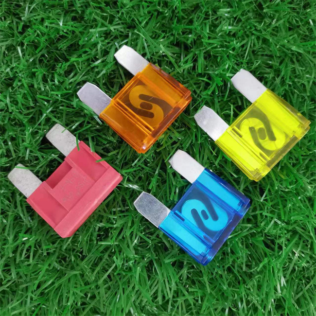 Low Voltage DC80V 50Amp Electric Vehicle Fuse UL Certified 5G Communication Module Fuse