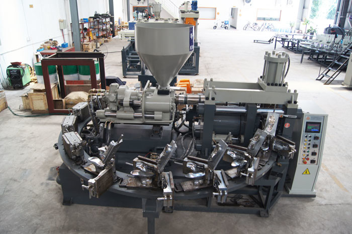 Automatic Rotary One Color Sandal Making Machine For Plastic Jelly Shoes