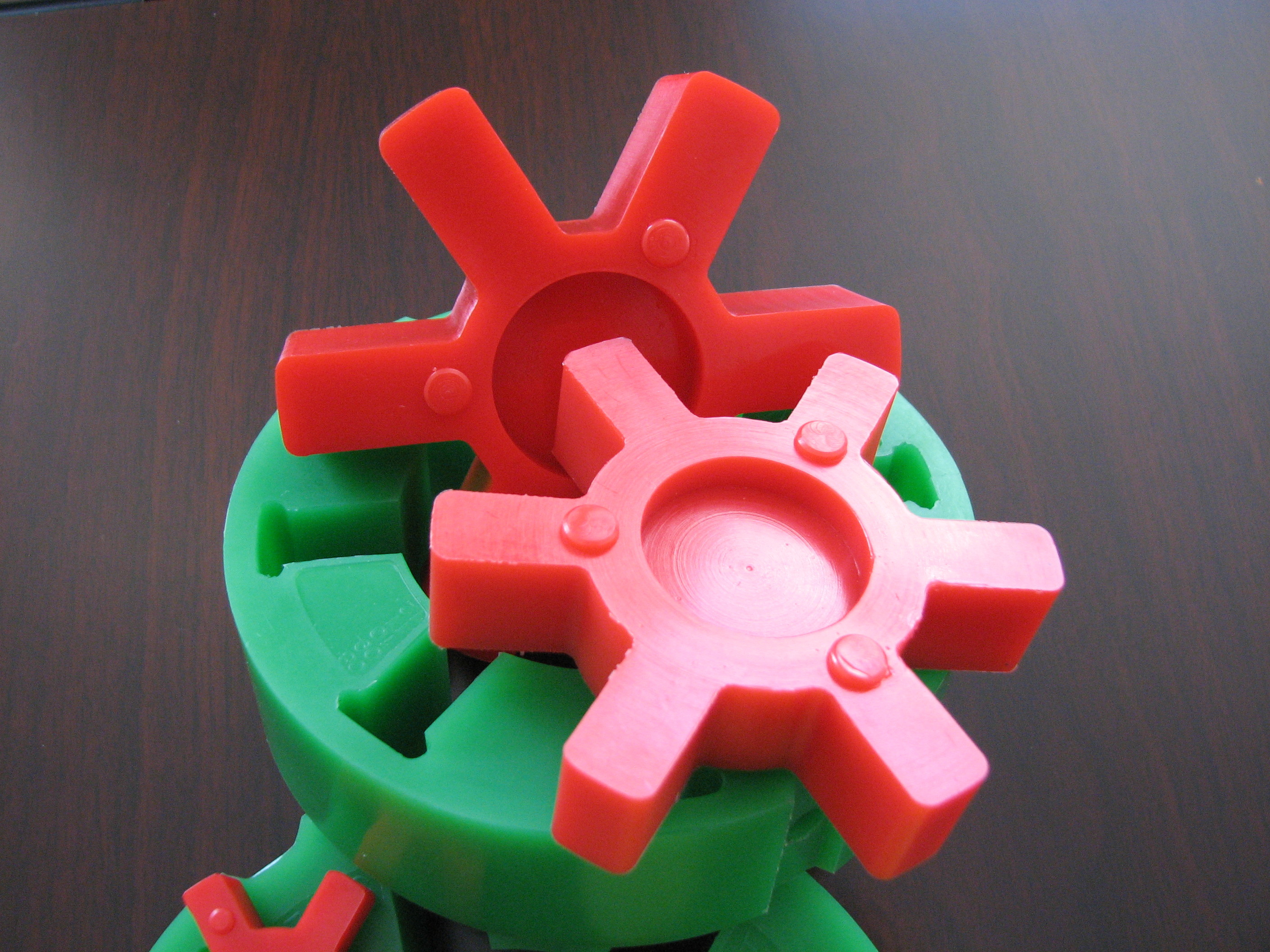 L Type Red Polyurethane / PU Coupling Taper Bore Universal Series