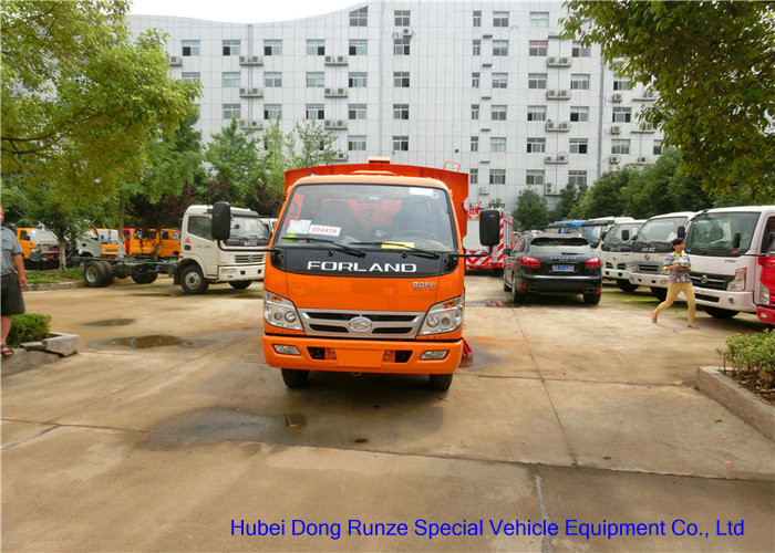 FORLAND Vacuum Broom Road Sweeper Truck / Small Mobile Street Sweeper