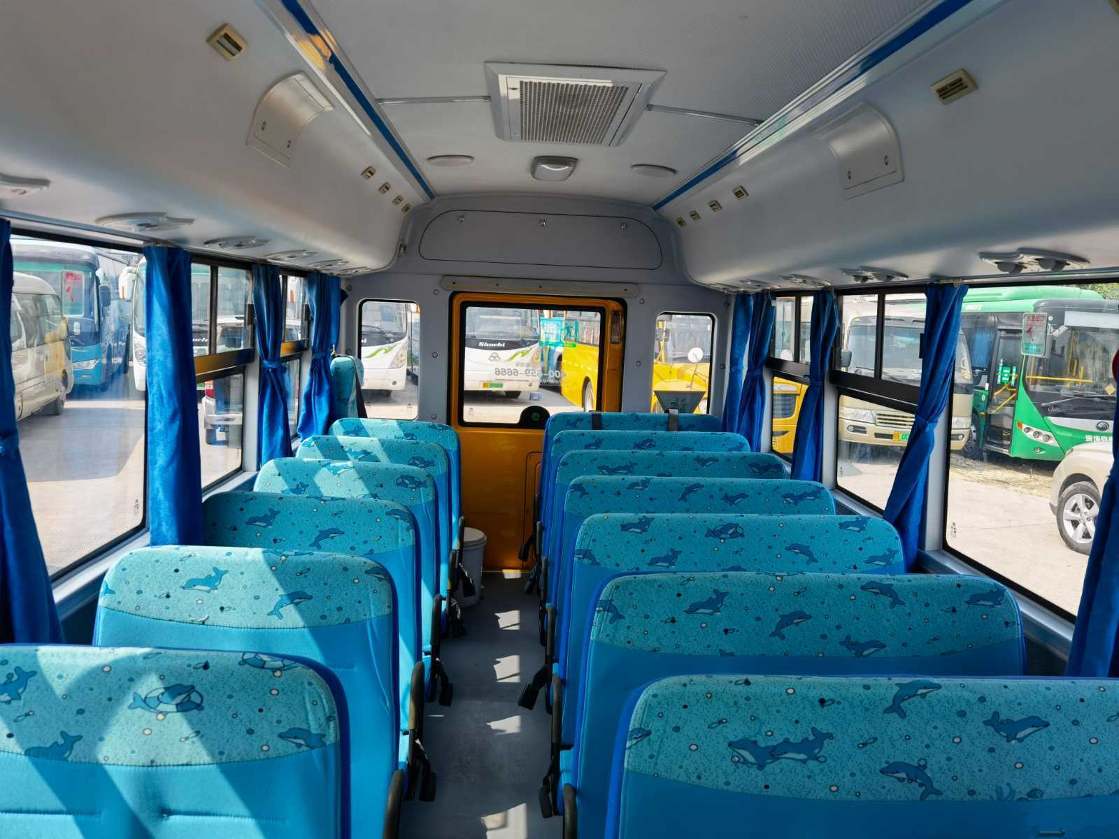 41 Seats 2014 Year Used Yutong Buses ZK6729D Diesel Engine Used School Bus LHD Driver Steering No Accident