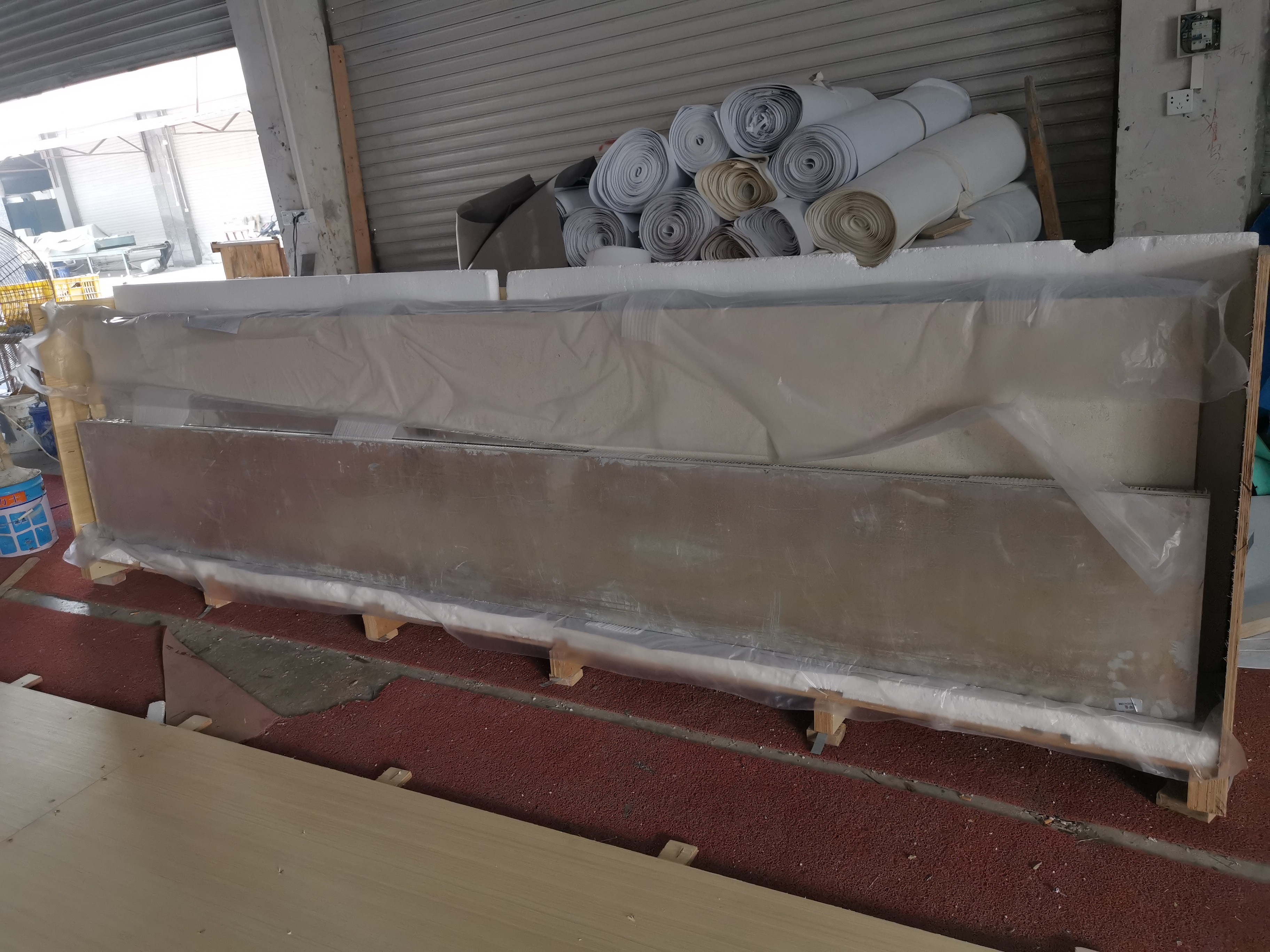 SGS Lightweight Artificial Quartz Interior Wall Cladding Panels 20mm
