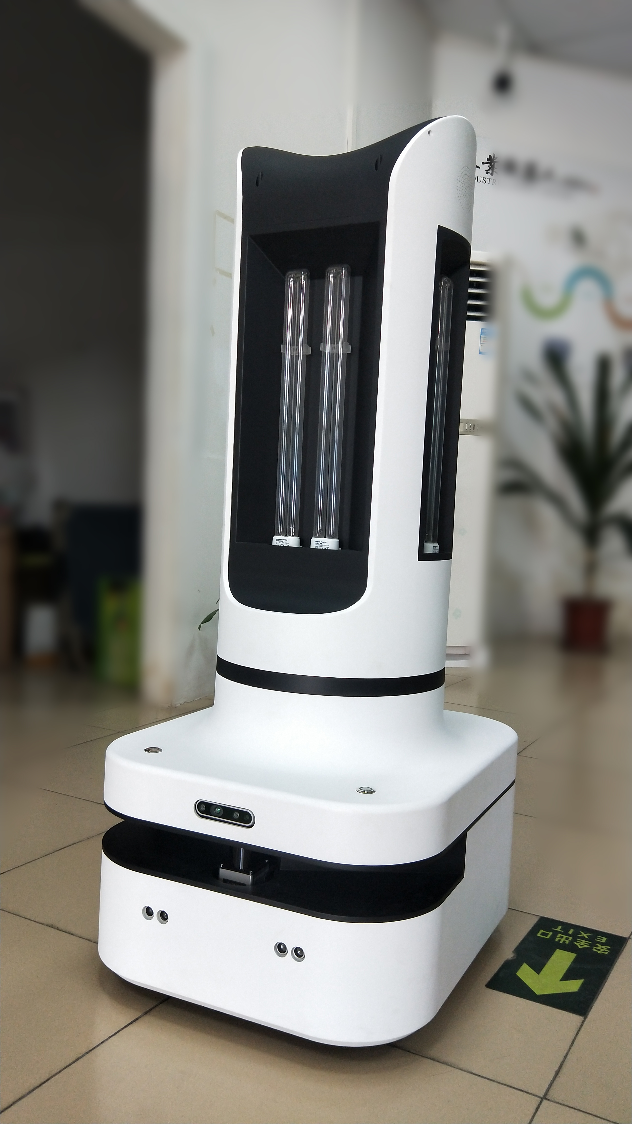 Lithium Battery 30Ah Polyurethane Disinfection Robot For Home Schedule