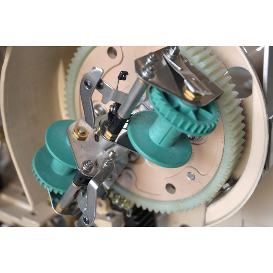 Double Nozzle Weaving Machine Water Jet Loom With Wind Screen Fabric