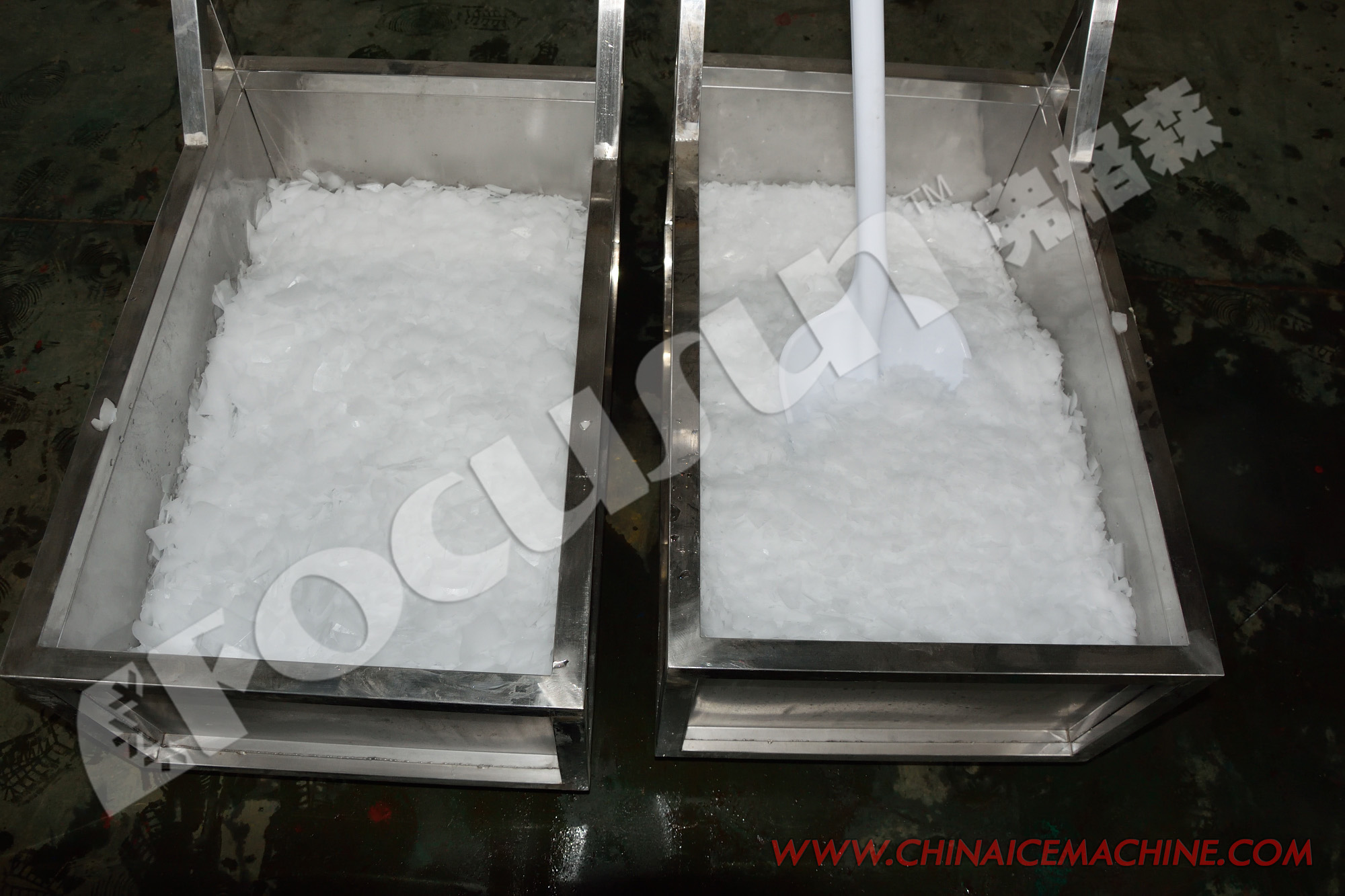 Compressor Fresh Water Flake Ice Machine With 380V/3P/50HZ 60hz Power Supply