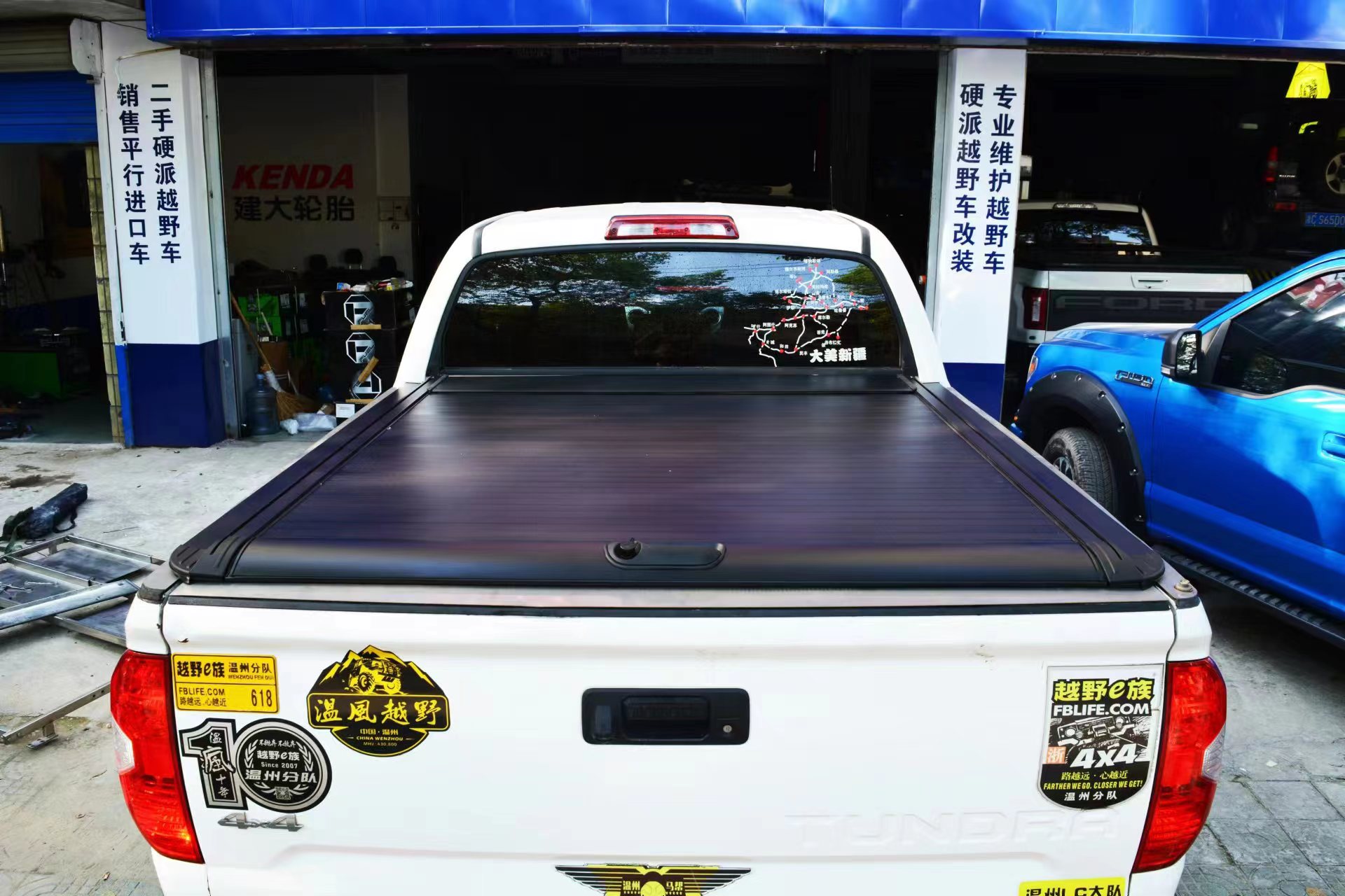Ranger Car Fitment Ford 4x4 Exterior Parts for GMC Pickup Truck Bed Cover Tonneau Cover