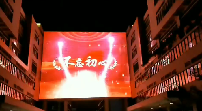 Soft LED Grid Screen 10mm Pixel Pitch for Shopping Mall Advertising