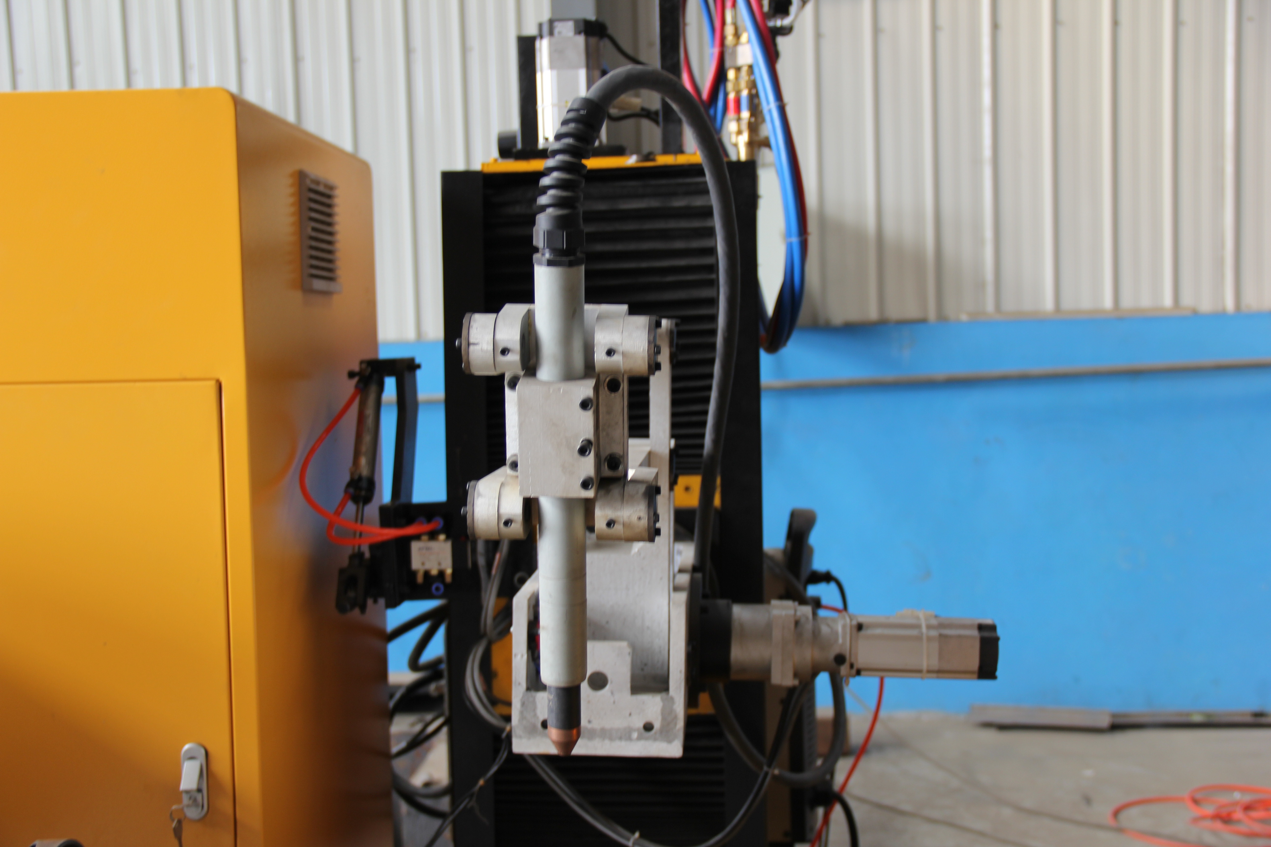High Speed CNC Square Rectangular Pipe Cutting Beveling Machine Good Quanlity and High Accuracy