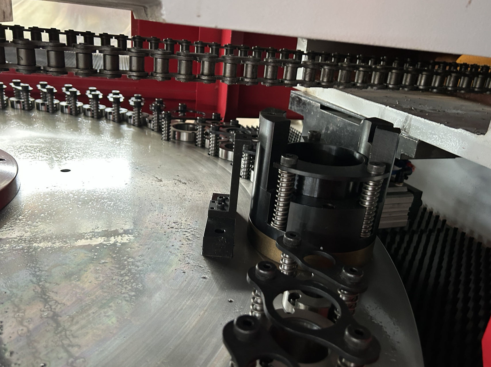 Sheet Metal CNC Turret Punching Machine 3000mm*1500mm Turret Punch Press Machine