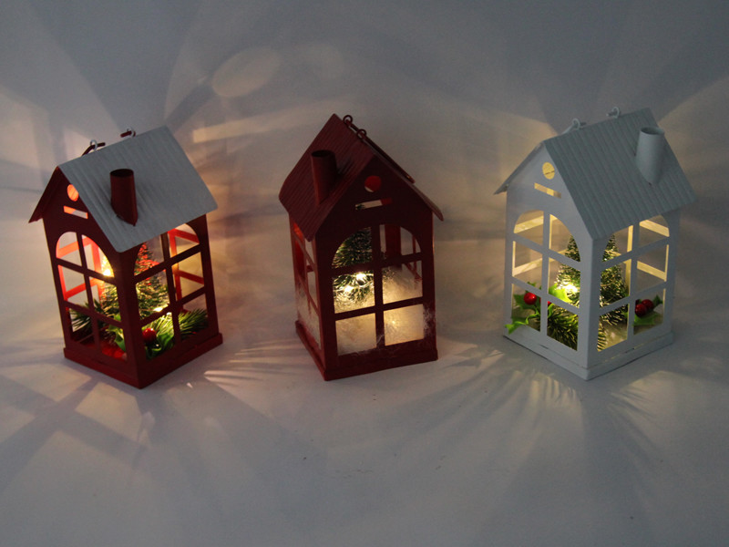 Openwork Indoor Decorations Metal House Iron Lanterns With LED Support OEM