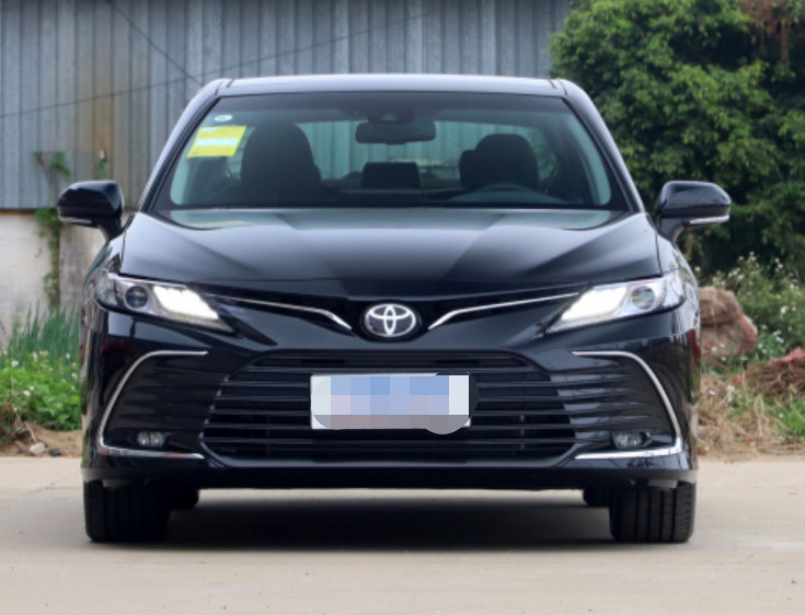 Toyota Camry 2021 2.5G Deluxe Edition 4 door 5 seats sedan medium car