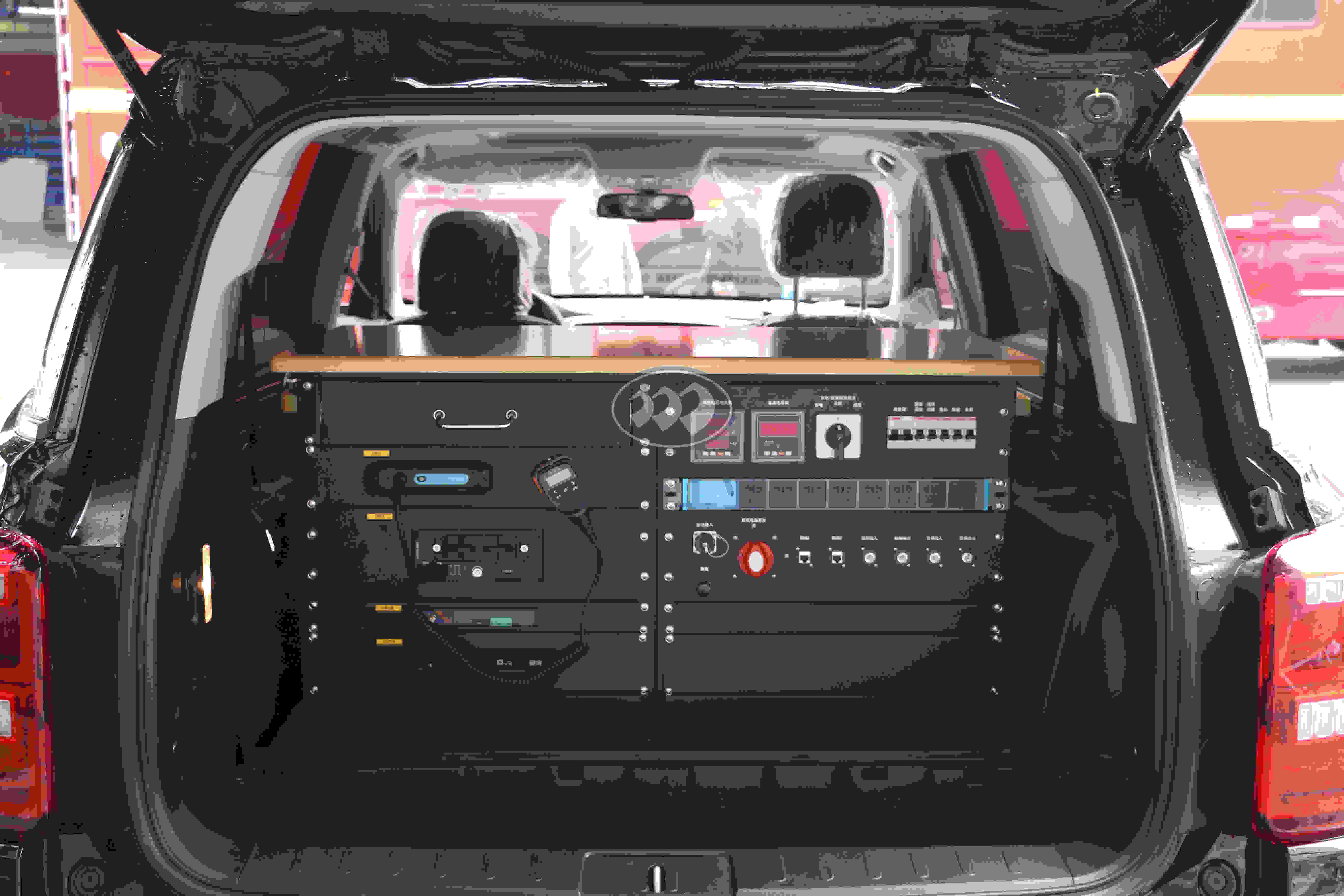 Toyota Ford 3.5L Emergency Communications Vehicle 2790mm Wheelbase