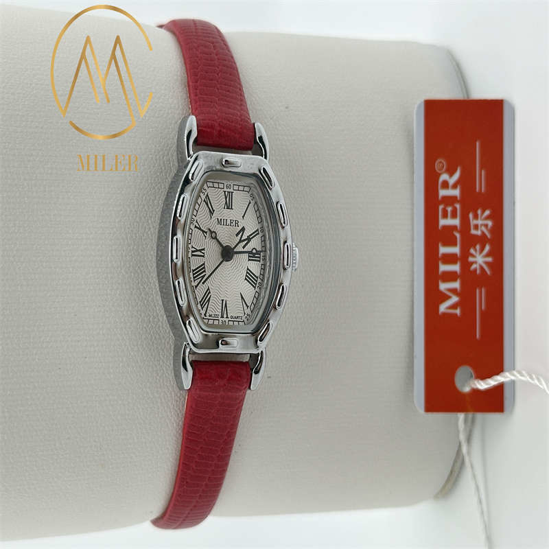 Customized Zinc Alloy Case Quartz Watch Personalized Leather Strap Wristwatch