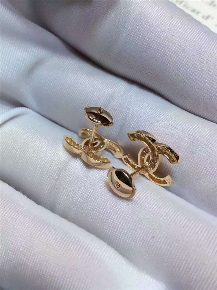 Logo Earrings in 18K White Gold Pave Diamonds Fashion Lady Jewelry Global Shipping