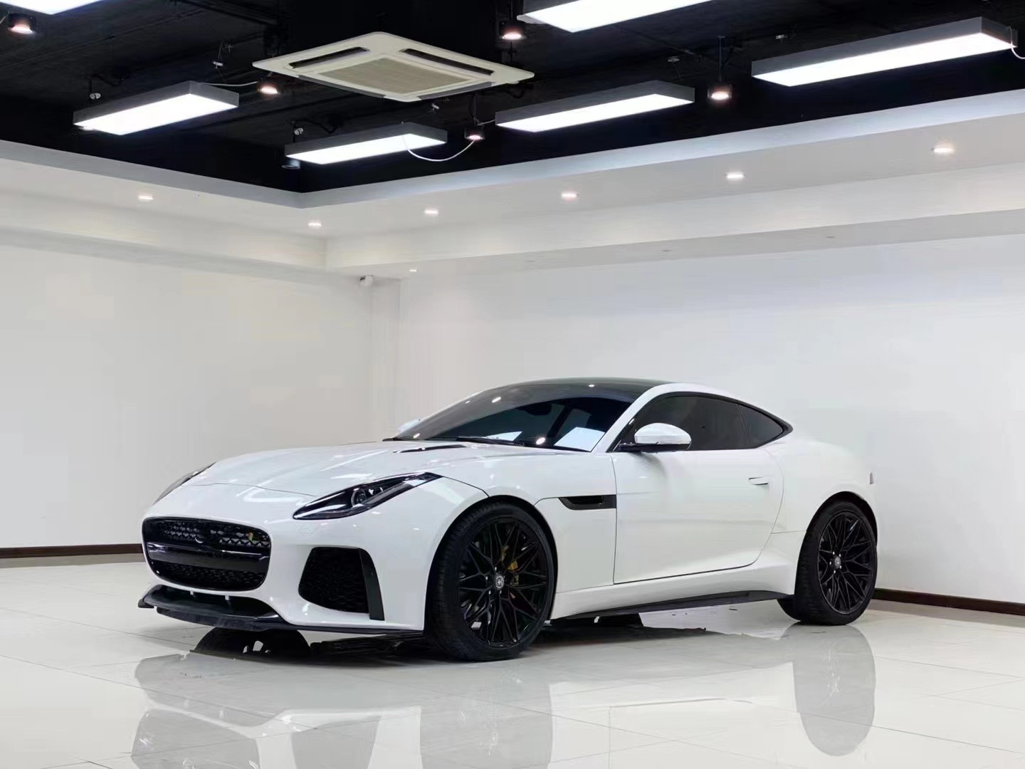 For Jaguar F-Type Body Kit Carbon Fiber and FPR F-type Upgraded SVR Style Front Bumper Body Kit