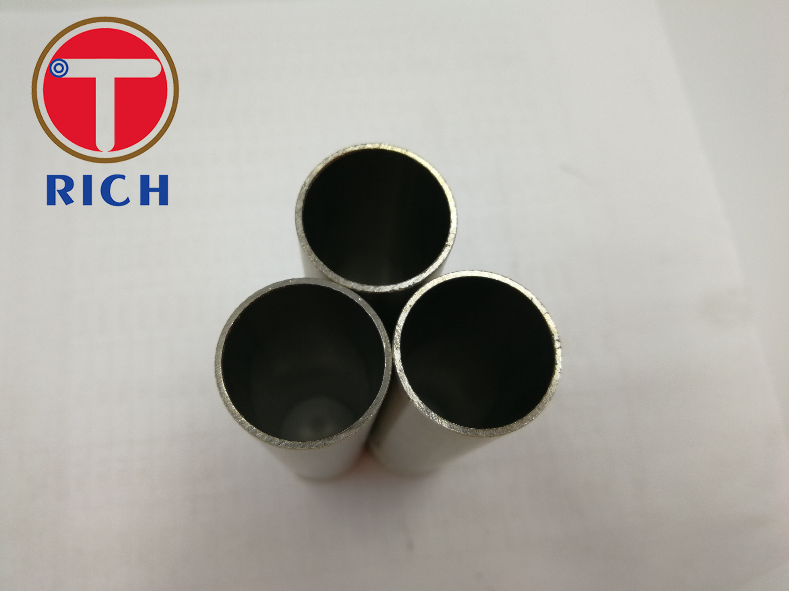 ASME SB163 UNS N08825 Nickel Alloy Seamless Steel Tube For Chemical Industry