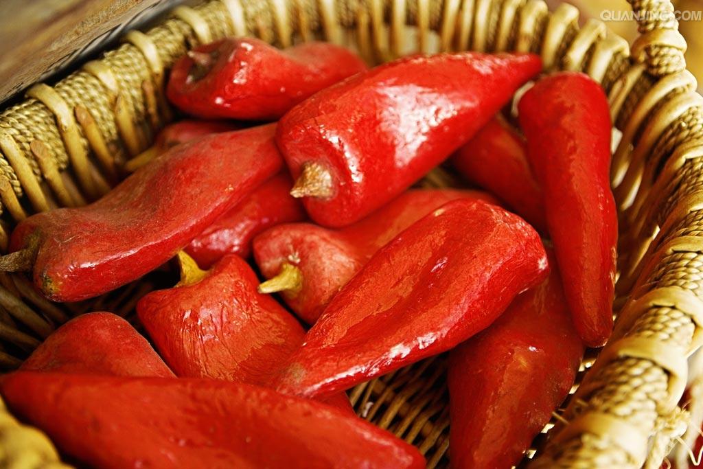Sweet Yidu Chili Block Shape Stemmed Dehydrating Chillies Medium Spicy