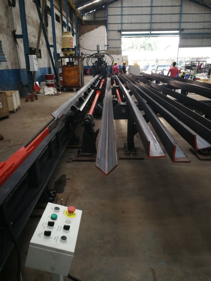 China Hot Sale High Speed CNC Angle Steel Punching, Marking and Cutting Machine Line