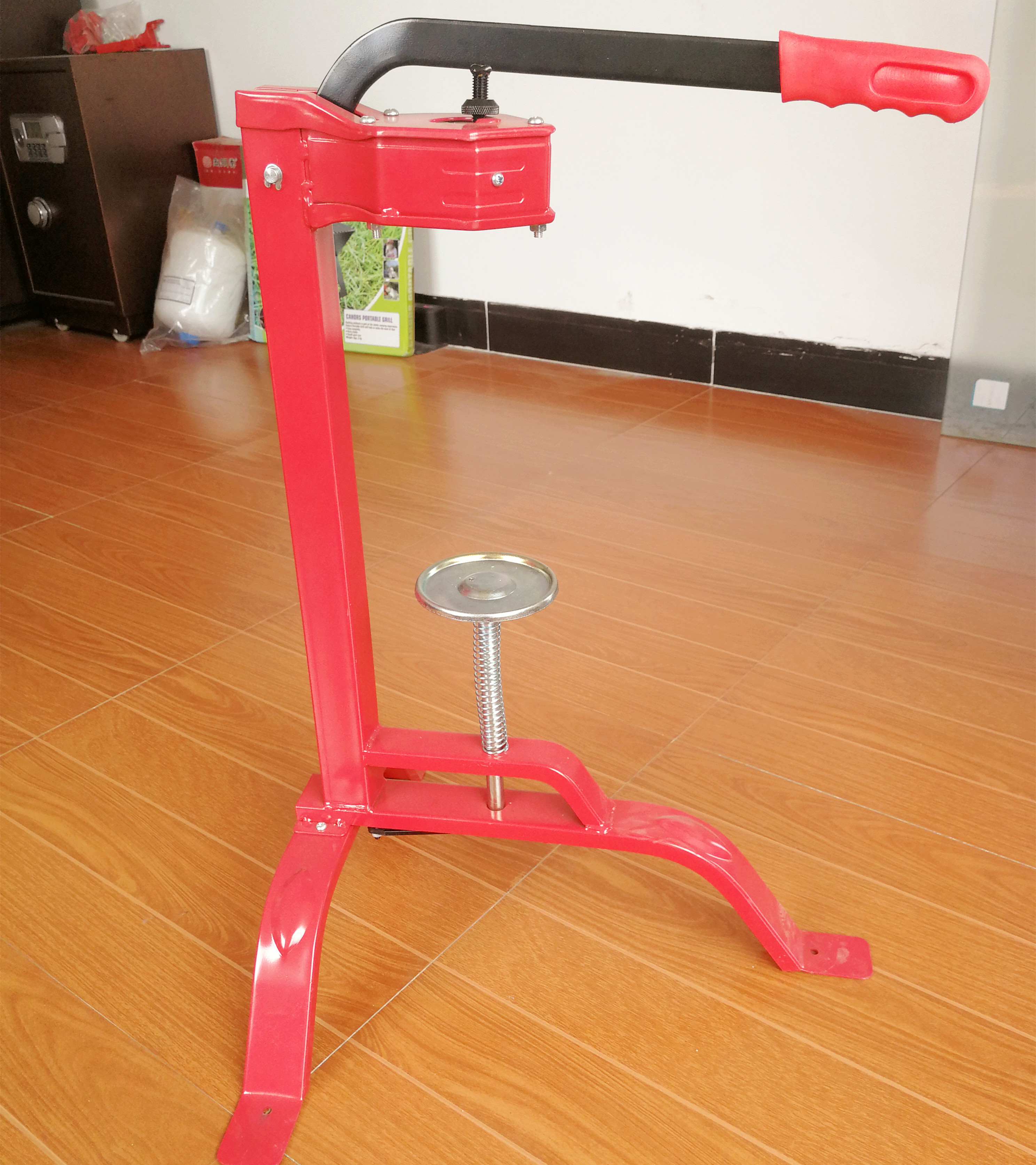 Heavy Italian Wine Floor Corker Hand Held Easy Use For Homemade Brewing