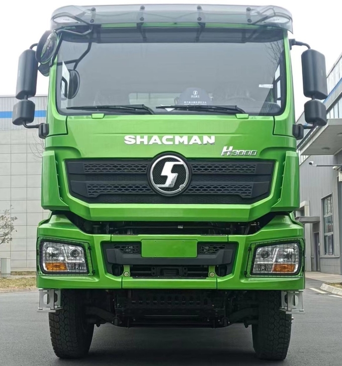 Durable and Efficient WEICHAI Engine Shacman H3000 6x4 Dump Truck for Tough Jobs
