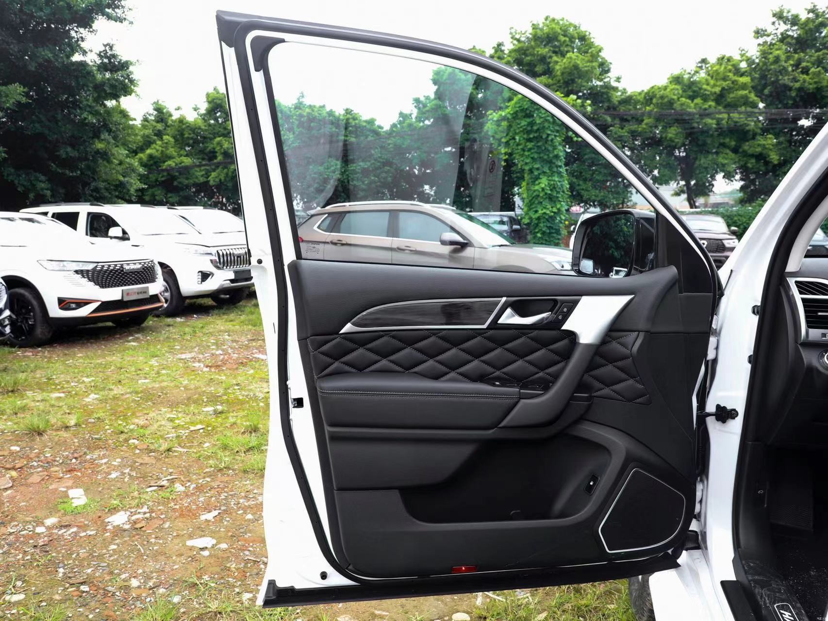 Haval H9 2022 2.0T Gasoline 4WD 7 Seats Medium Large 7 Seater Suv 8 AT