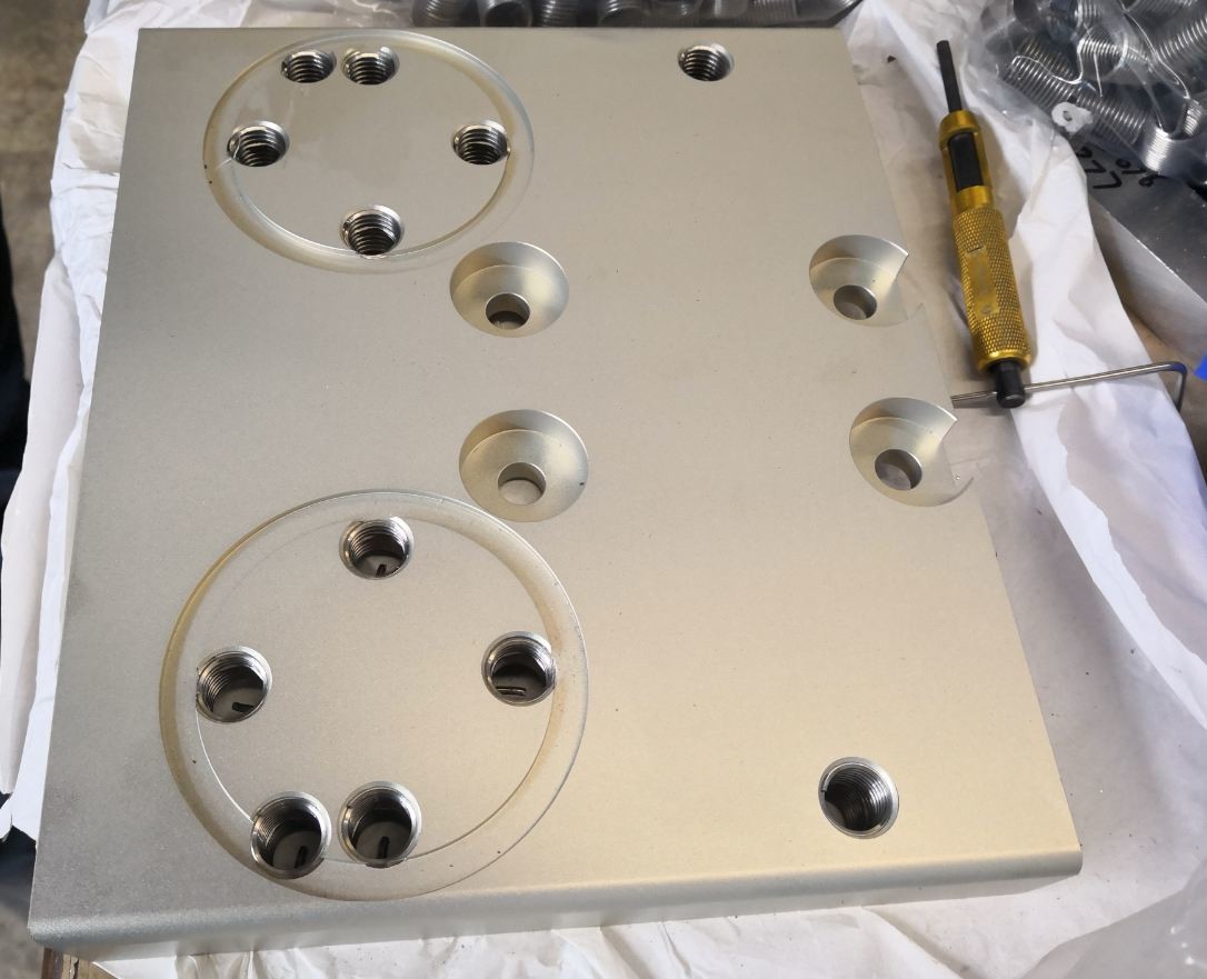 Custom 7075 T6 Aluminum Sheet Plate Aluminium Carrete Mesa Used On Epiroc Drilling Rig