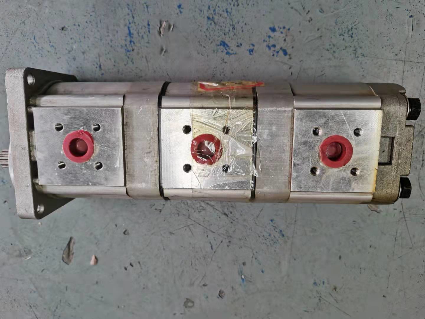 Excavator Kubota 027 Hydraulic Pilot 10T Gear Pump