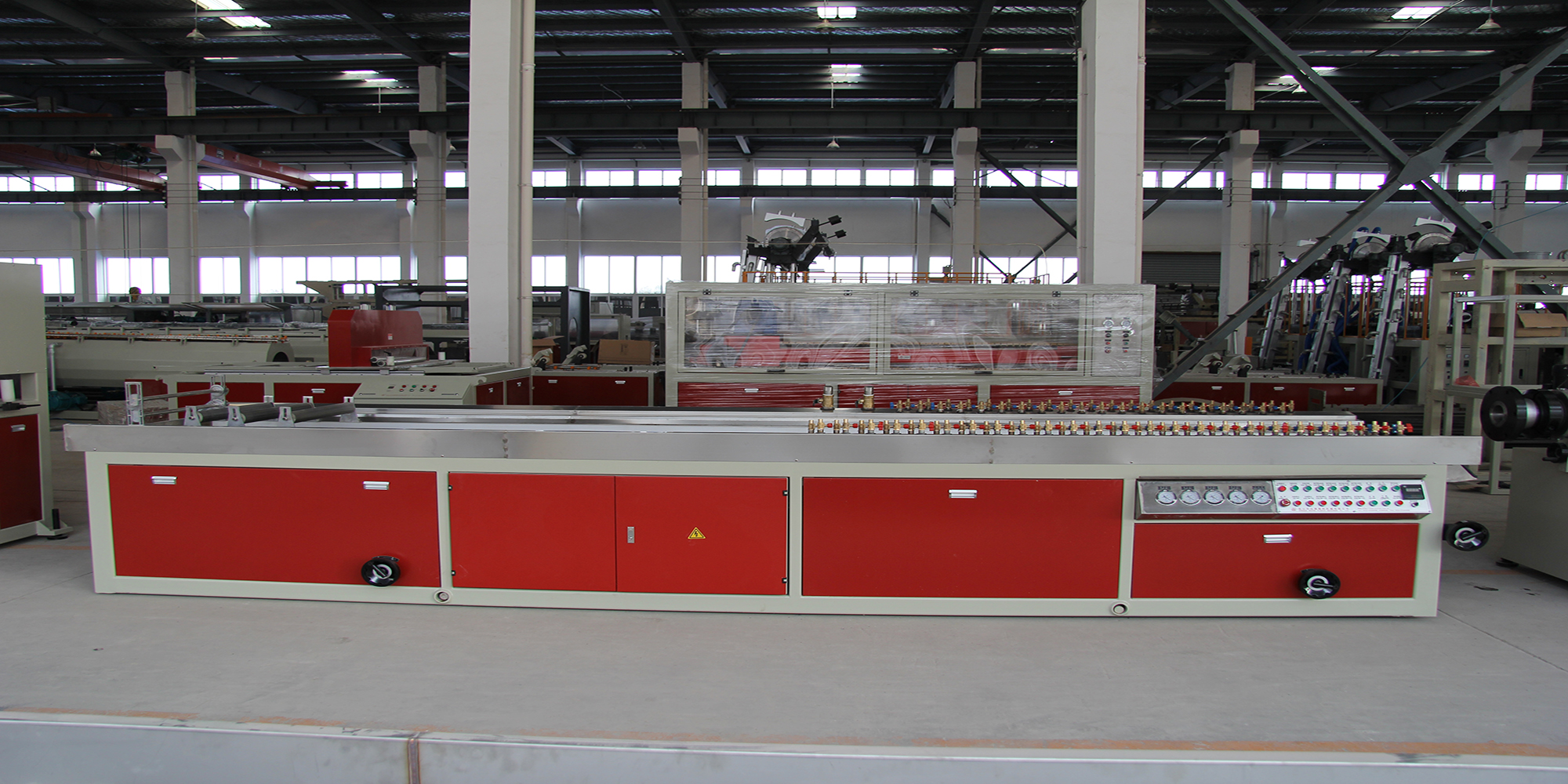 34.7 rpm Screw Speed WPC Wall Panel Extrusion Line2 for Manufacturing Plant Production