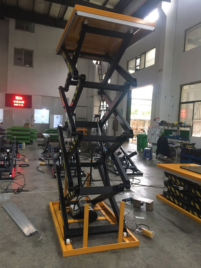 150 Kg 400kg Hydraulic Manual Scissor Lift Table Four Scissors Height 4000mm