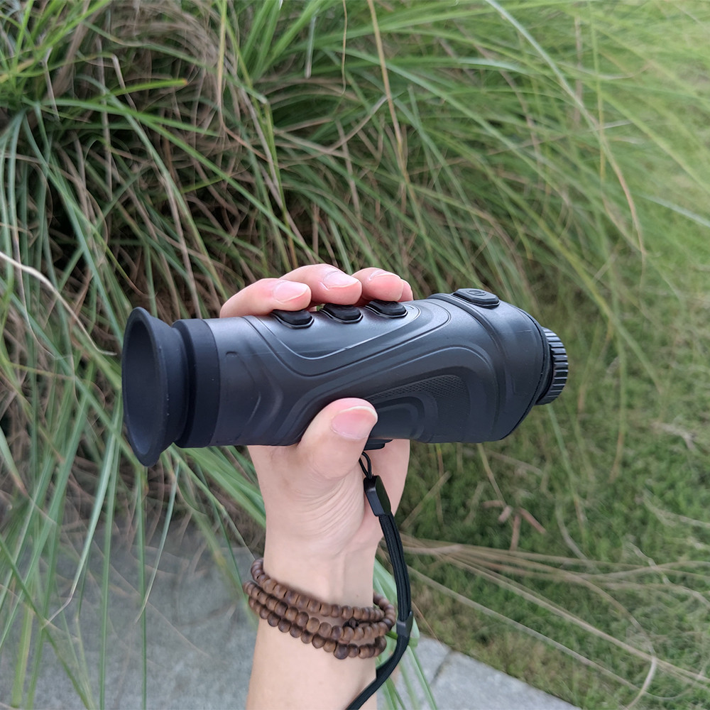 Thermal Imaging Monocular Scope TM1 Night Vision Devices Short Range With Handheld