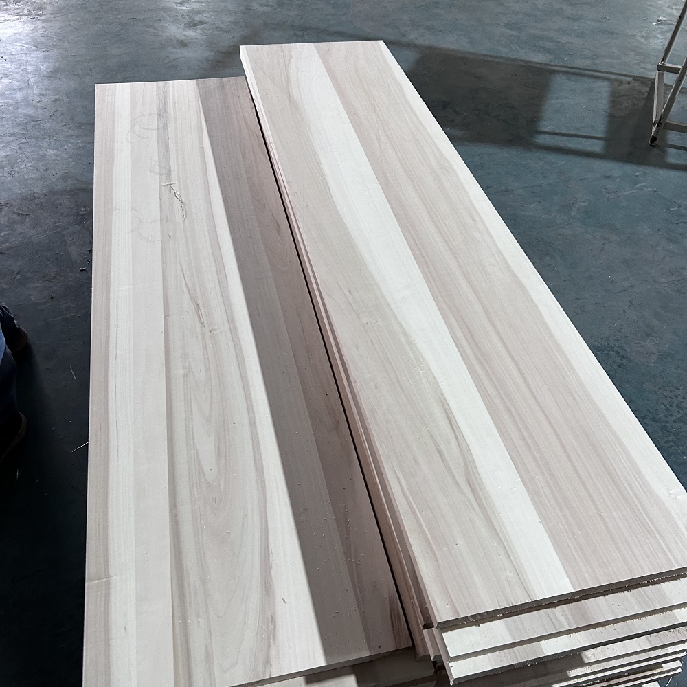 8%-12% Moisture Content AA Grade White Solid Wood Poplar Board for Coffins at Best