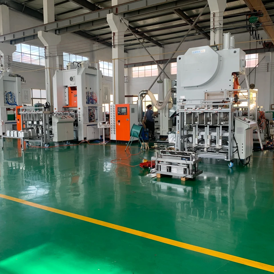SIMENSE Motor 12000 Pcs Per Hour Production Capacity Aluminium Foil Plate Making Machine