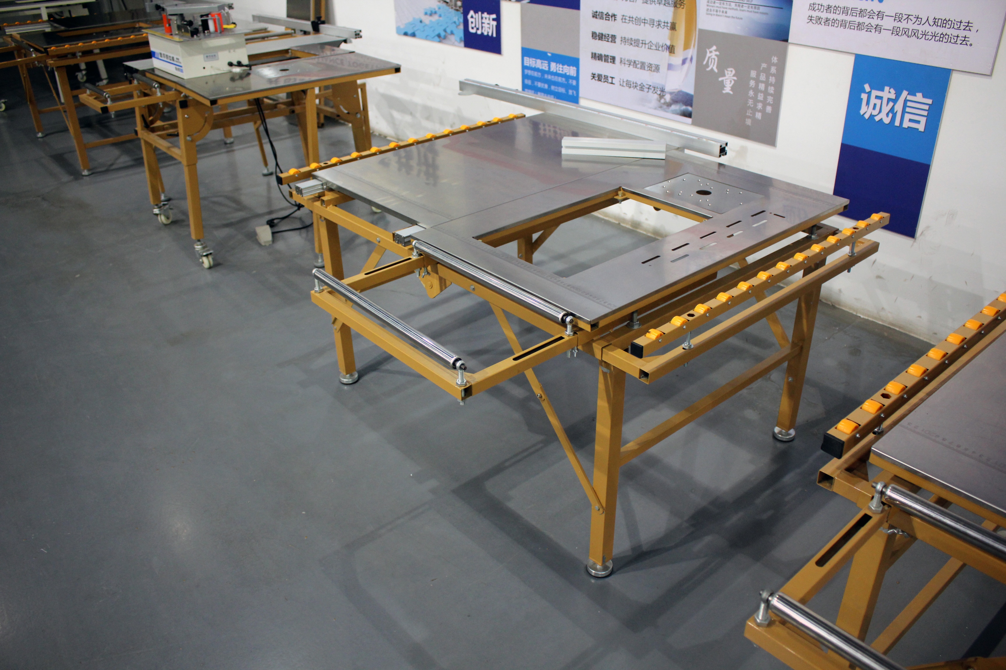 Woodworking Table Saw Portable Panel Saw Machine For Wood Cutting