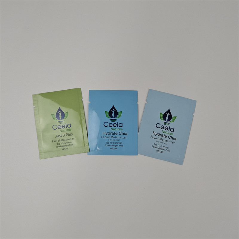 Convenient Flat Bag Cosmetics Sachets for Your Customers