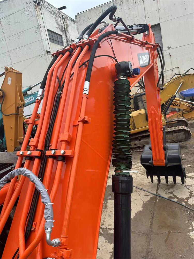 Doosan DX60 DX80 DX75 DX150 DX225 Excavators with 29500KG Operating Weight