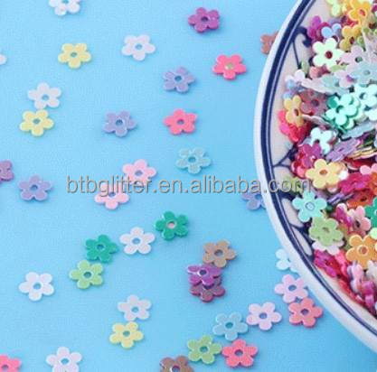 1 Color Printing Sequin Flowers Shaped Glitter Mixed Color with Butterfly Clover Fish Dog Pow Playboy Glitter Shapes Sequins